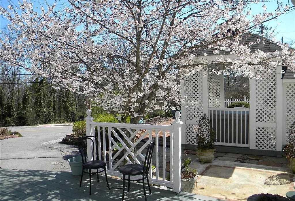 Garden Walk Inn-1